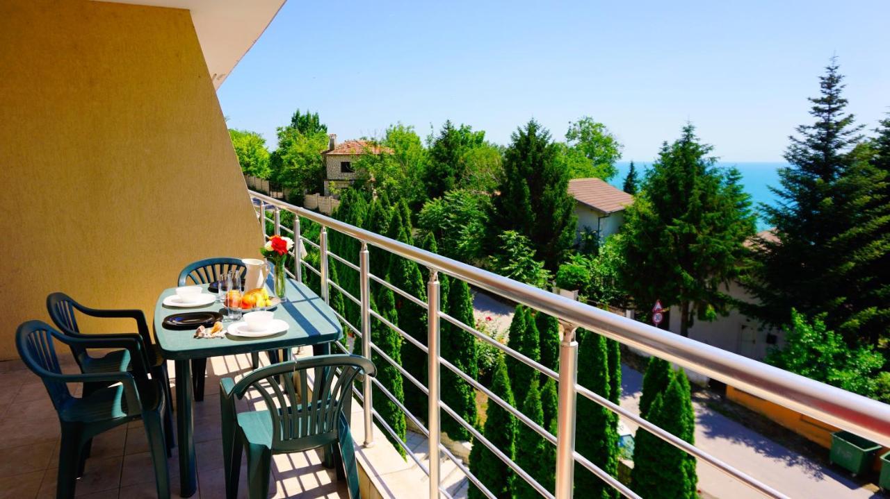 Apartment Marina Residence - Апартамент Марина Резидънс 卡瓦尔纳 外观 照片